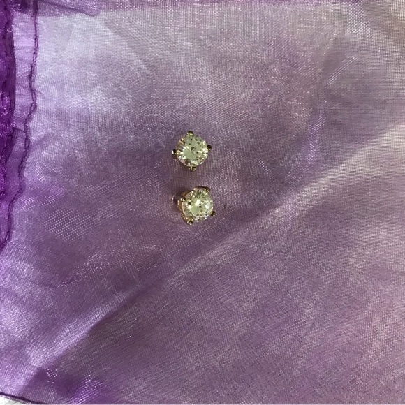 Source Unknown Jewelry - 𝅺FAUX diamond studs 4 prong gold setting original generic back stone is 1/4”